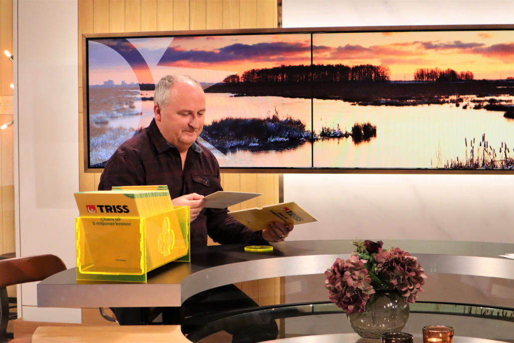 Enes Osmanbacich från Tingsryd skrapade fram en kvarts miljon kronor på Triss i tv.