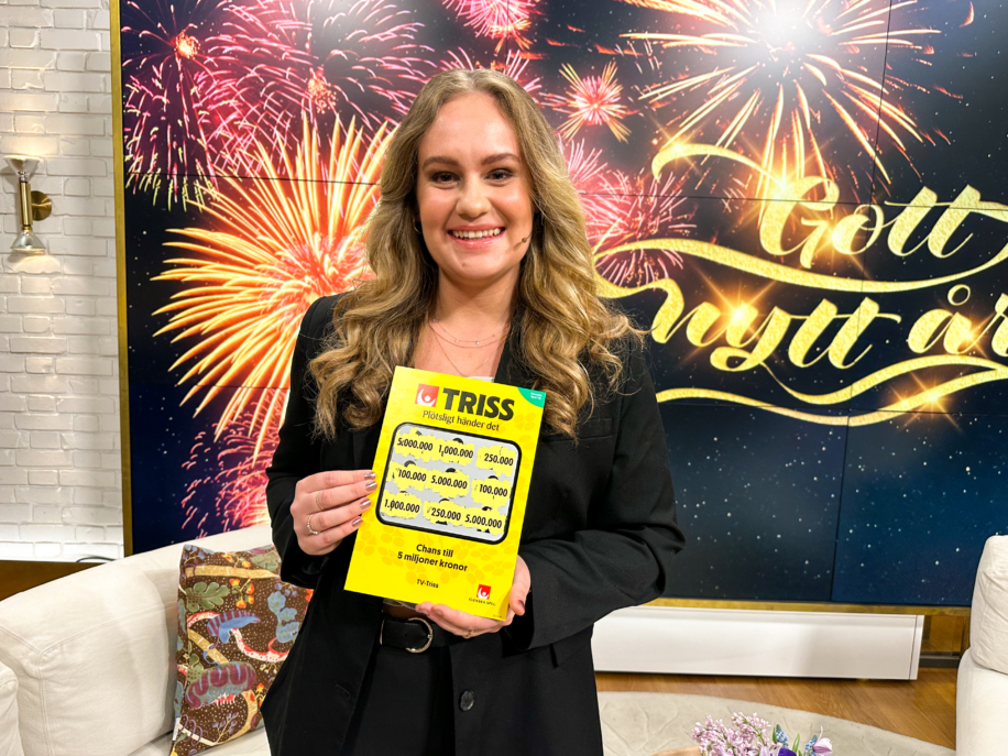 Läraren Elin från Bromma vann 5 miljoner kronor på Triss i TV4 Nyhetsmorgon på nyårsafton. Nu kommer hon köpa drömväskan och åka på resan hon alltid drömt om.