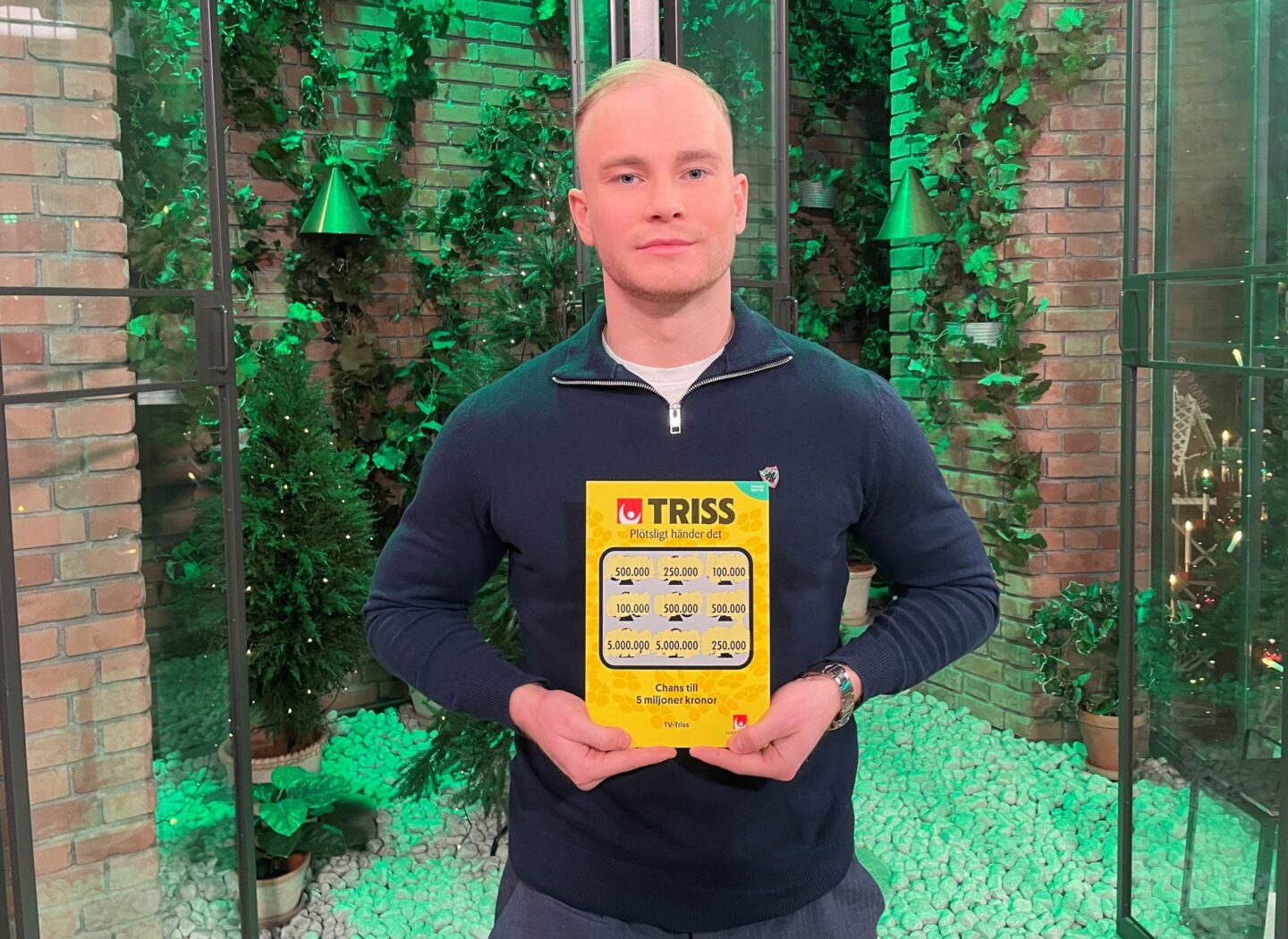 Andreas skrapade Triss i tv åt sin morbror – vann en halv miljon kronor