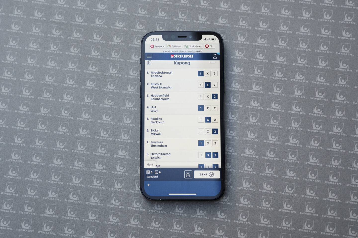 Kollegorna turas om att lägga raden – prickade in 13 rätt och vann 600 000 kronor!