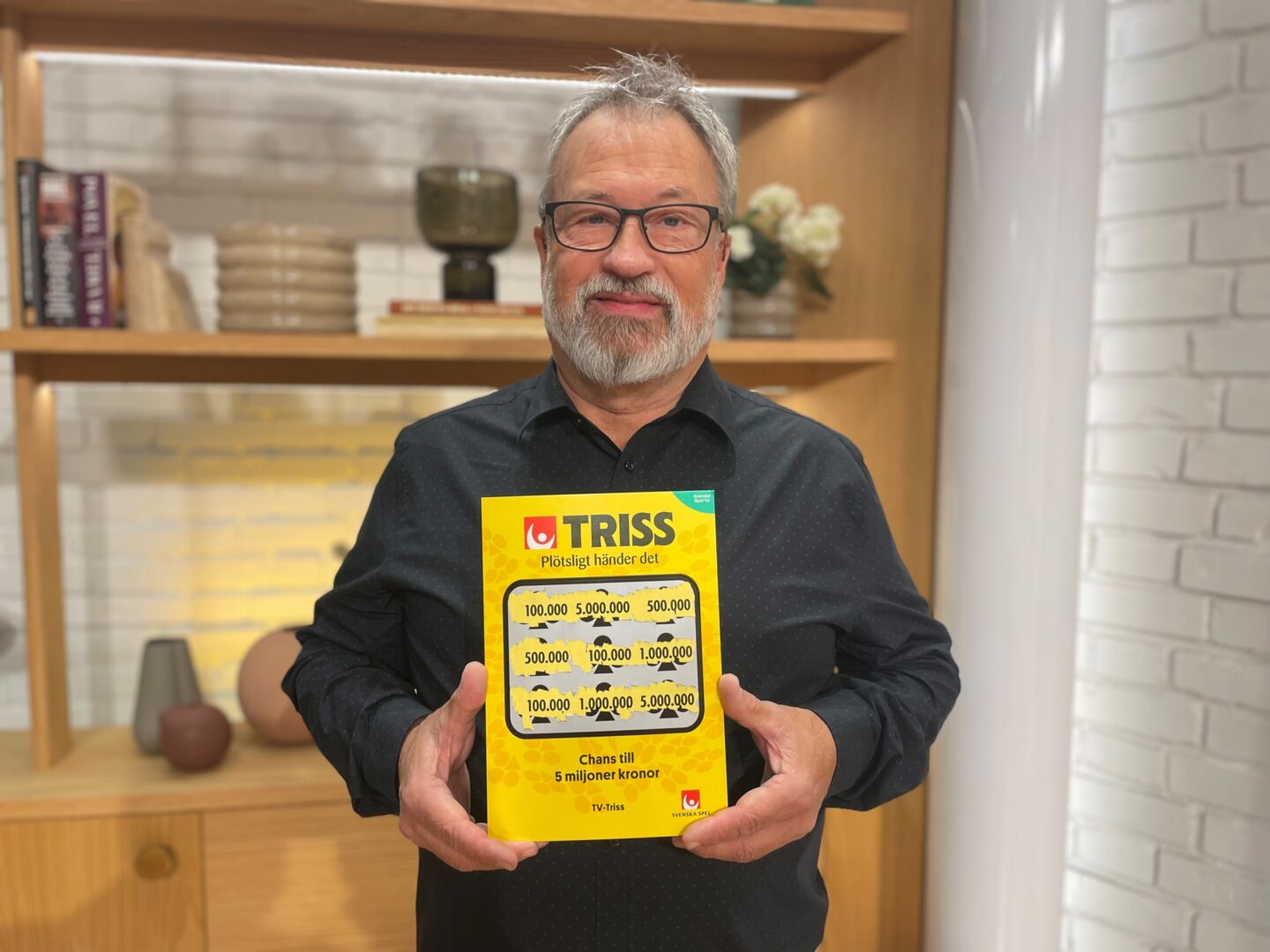 Håkan från Kista skrapade Triss i Nyhetsmorgon – reser för vinsten