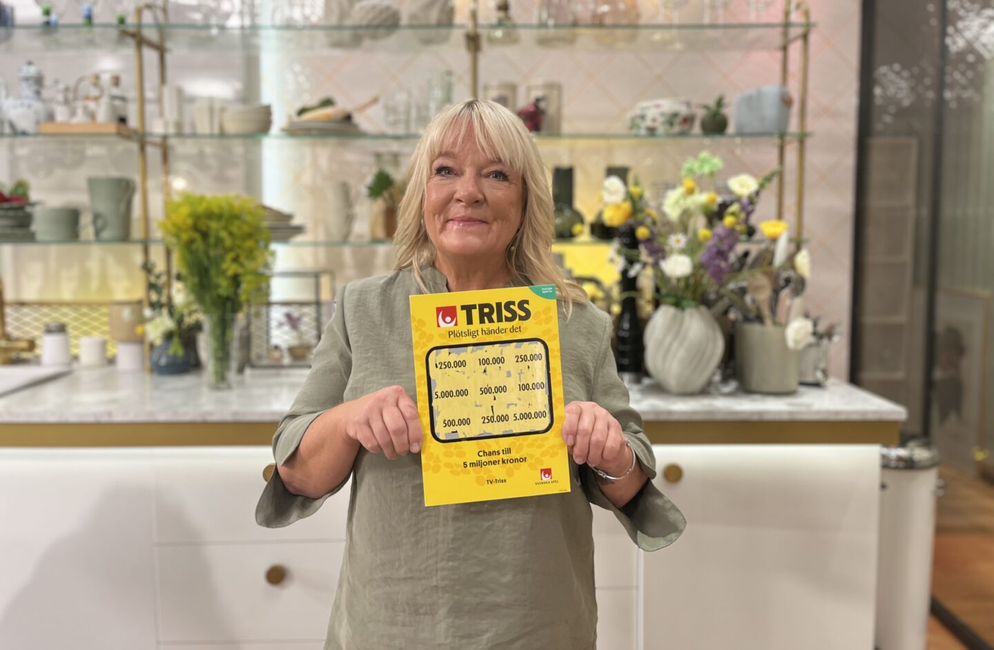 Anita från Bålsta vann en kvarts miljon på Triss – köper ny bil