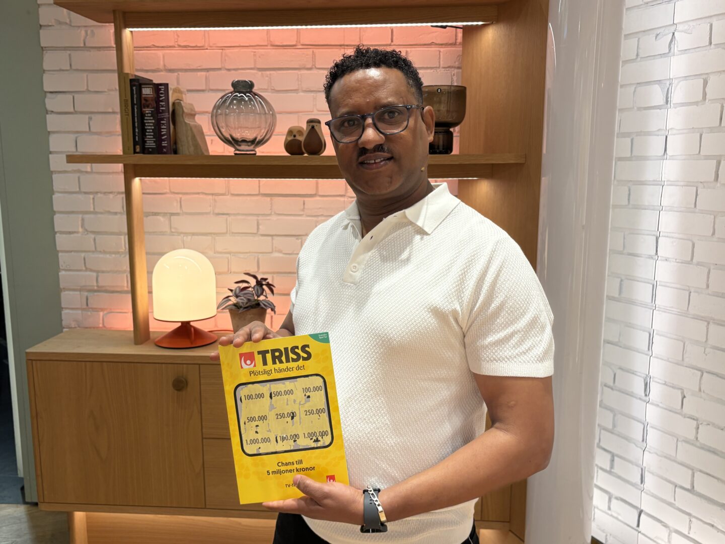 Mikael från Enköping vann 100 000 kronor på Triss i tv