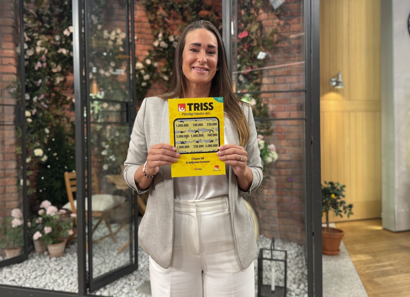Johanna från Tyresö vann en miljon på Triss – reser för vinsten