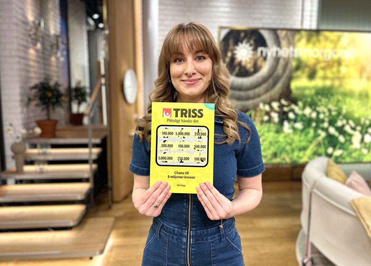 Marknadsföraren Danijela från Mlamö fick en Trisslott med tre tv-rutor i julklapp av sin moster. För vinsten på 100 000 kronor kommer hon bland annat åka på en solsemester i Sydeuropa.