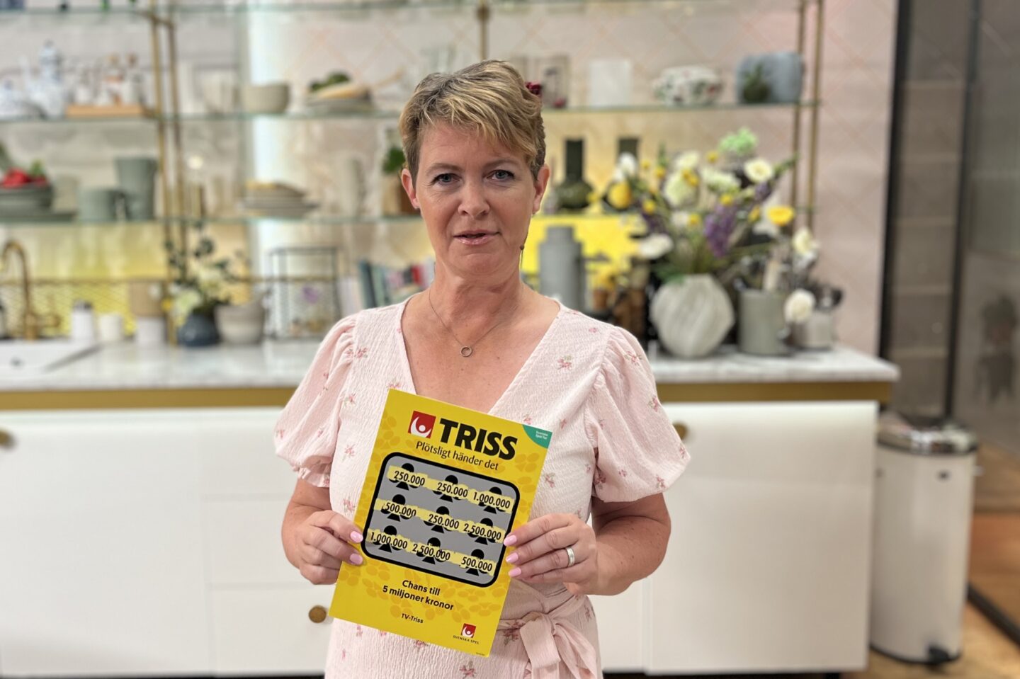 Ingela från Varberg vann en kvarts miljon kronor på Triss i tv – reser till Spanien|