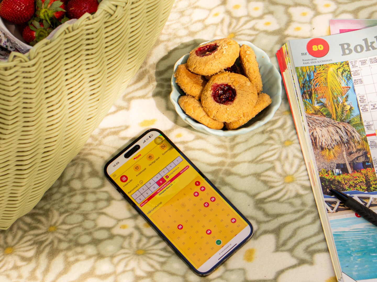 Årets elfte miljonvinst på Keno föll ut under torsdagskvällen till en pensionerad kvinna från Malmö. Nu ska hon njuta av glädjen över vinsten på två miljoner kronor innan hon bestämmer vad vinsten ska gå till.|Årets elfte miljonvinst på Keno föll ut under torsdagskvällen till en pensionerad kvinna från Malmö. Nu ska hon njuta av glädjen över vinsten på två miljoner kronor innan hon bestämmer vad vinsten ska gå till.