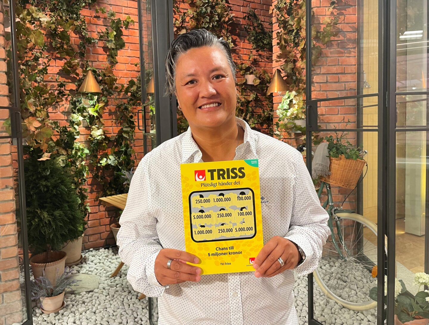 Kien från Mölnlycke vann en kvarts miljon kronor på Triss i tv