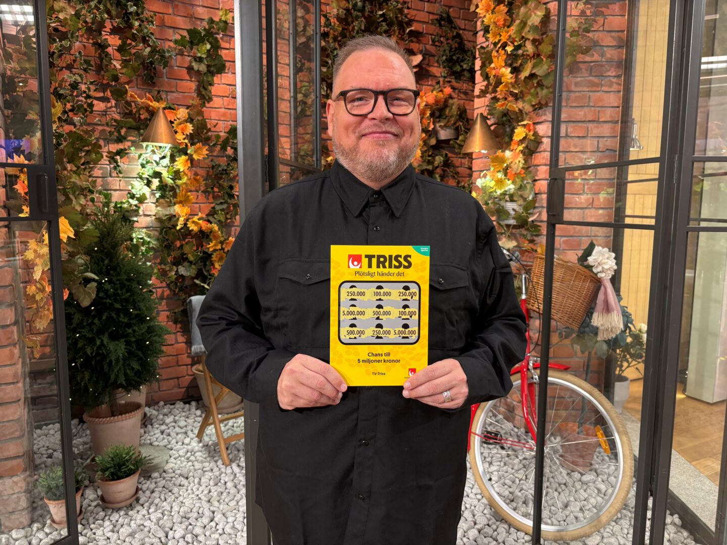 Västeråsaren Kimmo skrapade Triss i tv på sin bröllopsdag