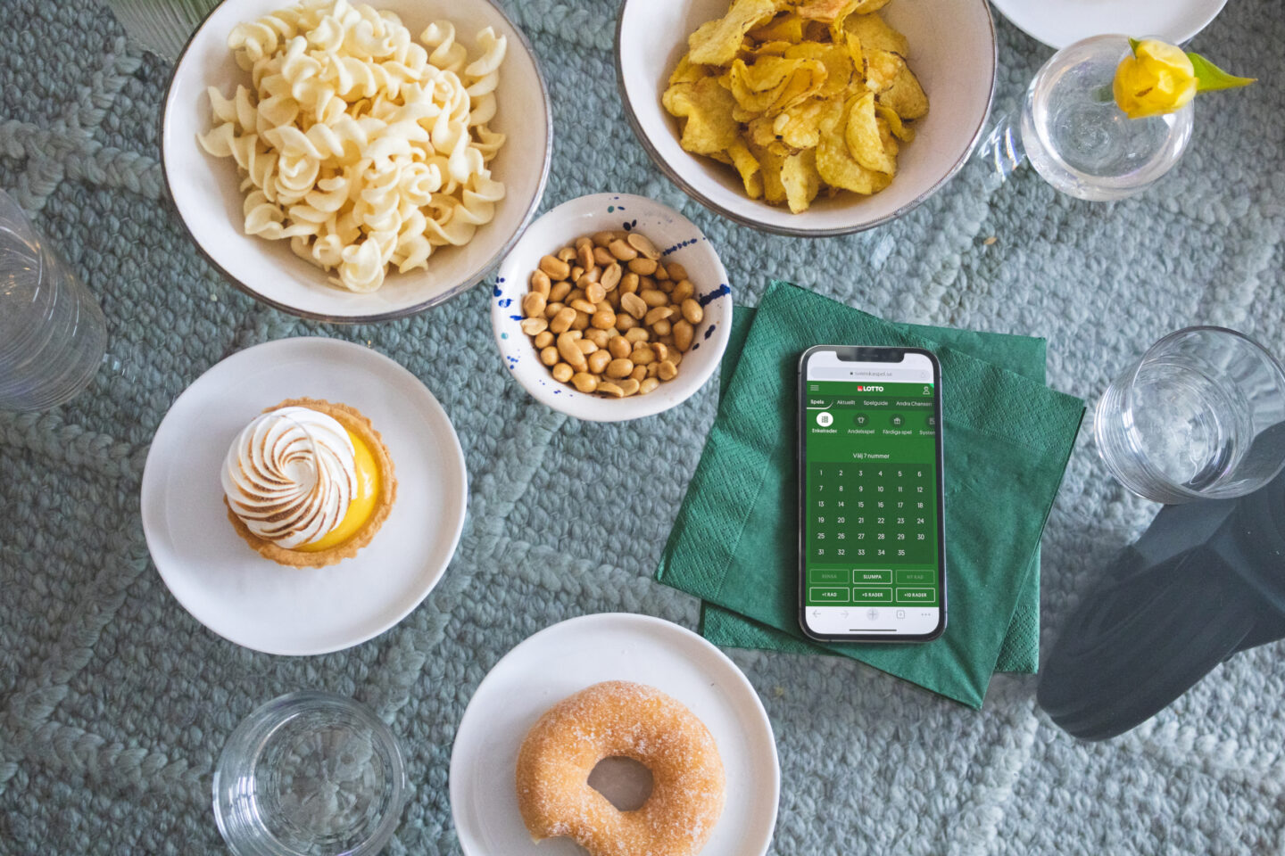 Västeråsare skulle gå till sängs – upptäckte Lottovinst på 3