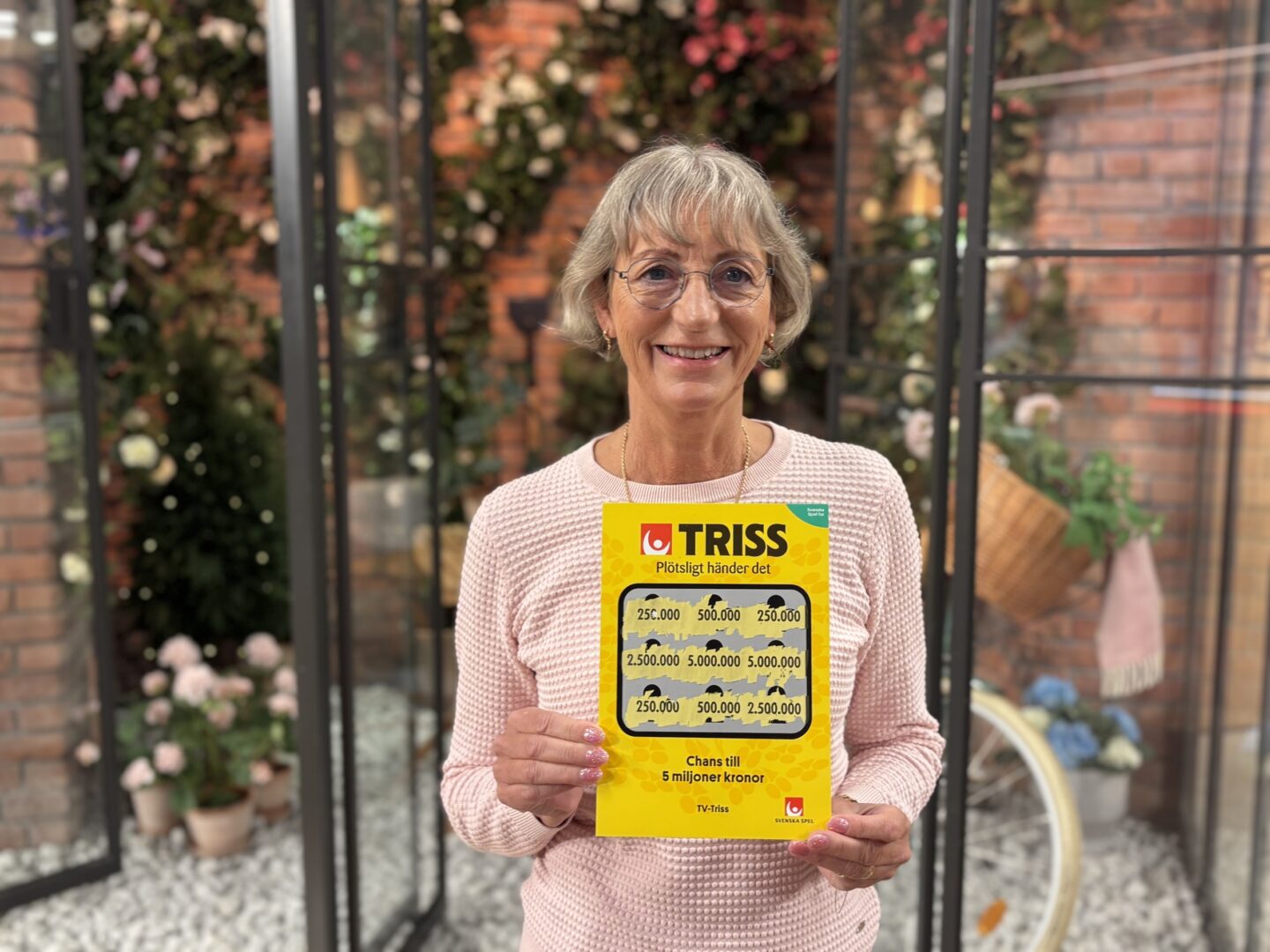 Marianne från Lysvik skrapade fram en kvarts miljon kronor på Triss i tv