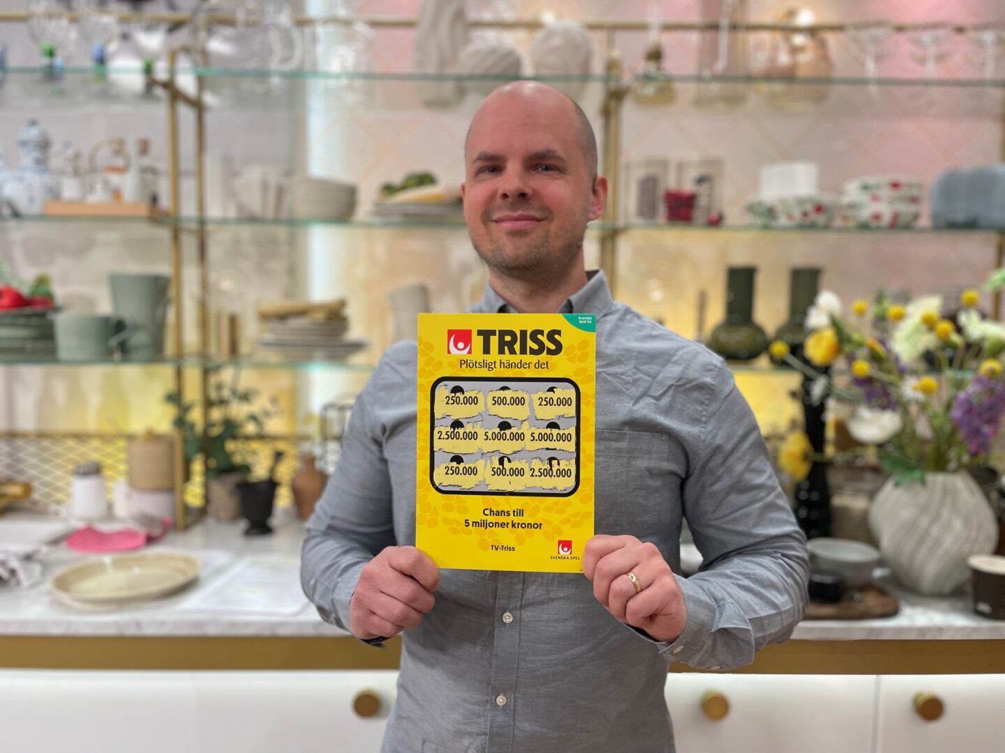 Par från Nynäshamn skrapade Triss i TV – reser för vinsten