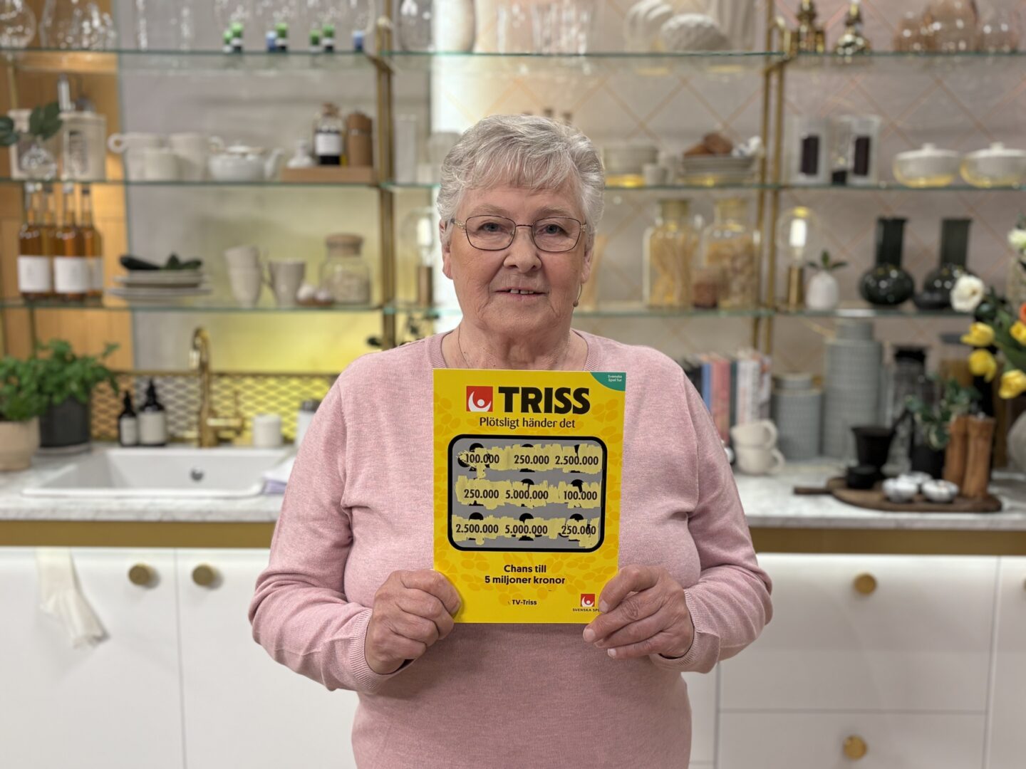 Rose-Marie från Hajom vann en kvarts miljon på Triss i tv