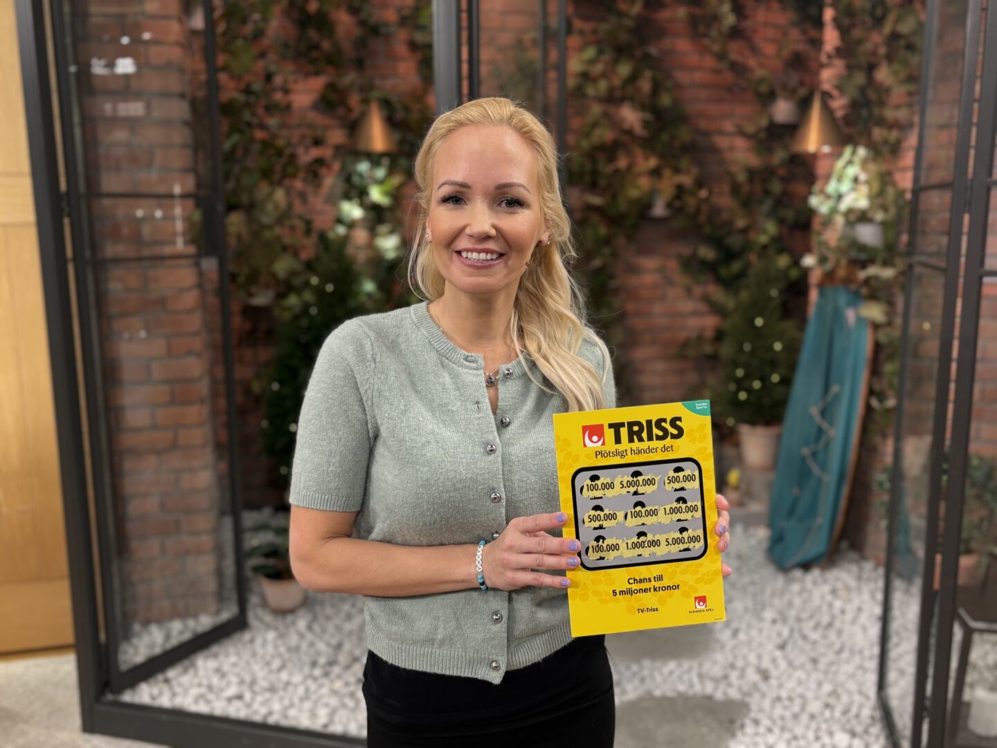 Influencern Satu skrapade fram 100 000 kronor på Triss i tv