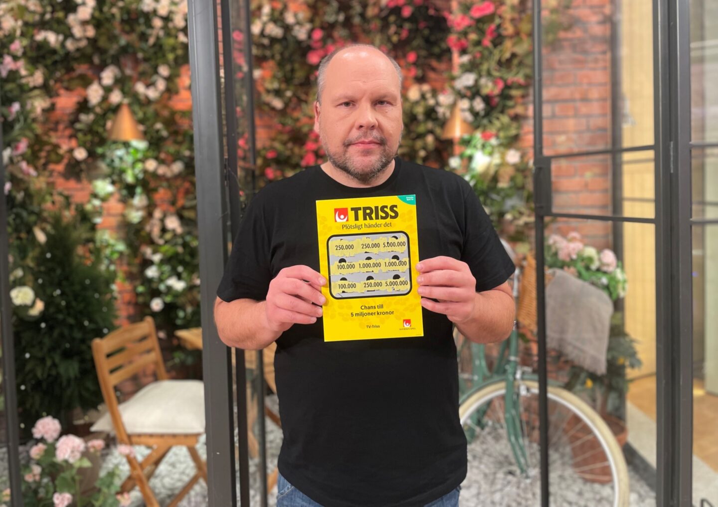 Karlskogabon Petteri skrapade Triss i tv – vann 250 000 kronor till sambon