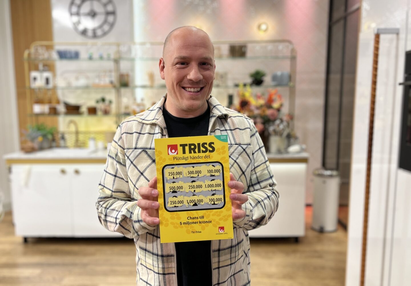 Daniel från Kolsva vann en kvarts miljon på Triss i tv