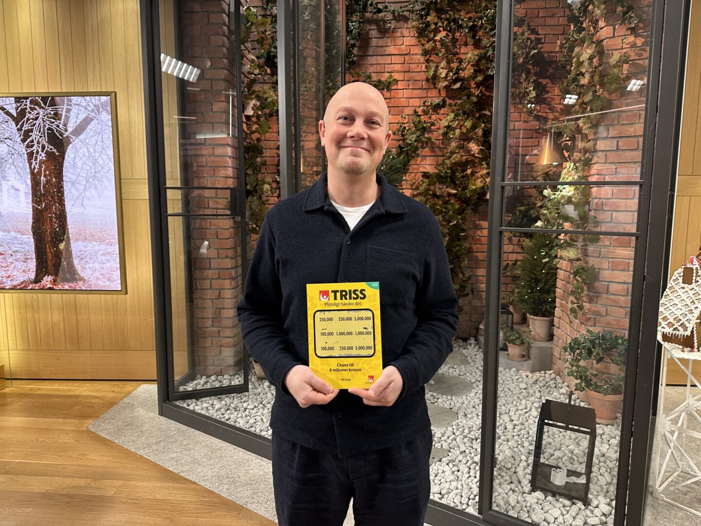 Jens skrapade fram en kvarts miljon på Triss – reser till Kenya