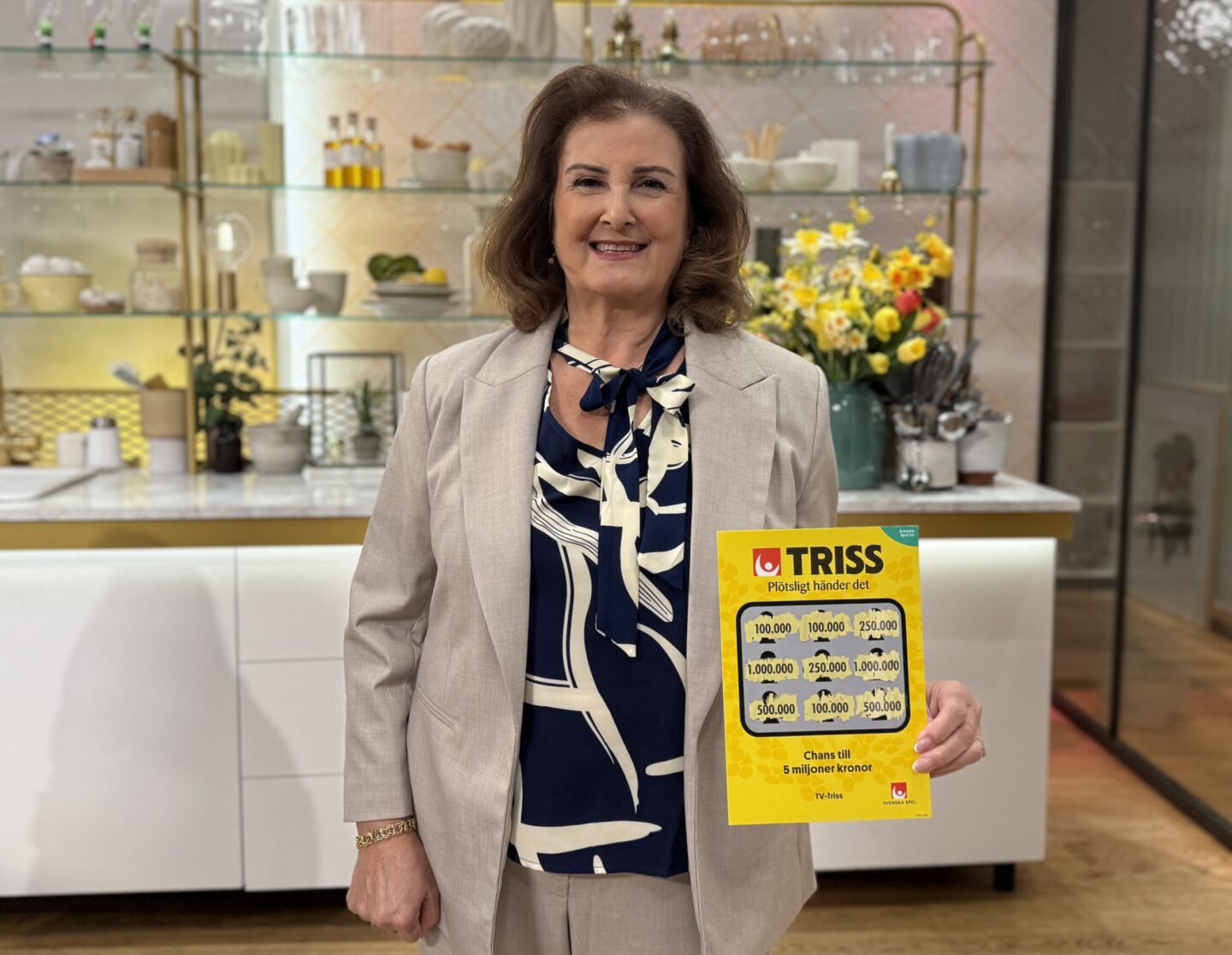 Laurance från Spånga skrapade fram 100 000 kronor på Triss i tv – åker på kryssning i Karibien