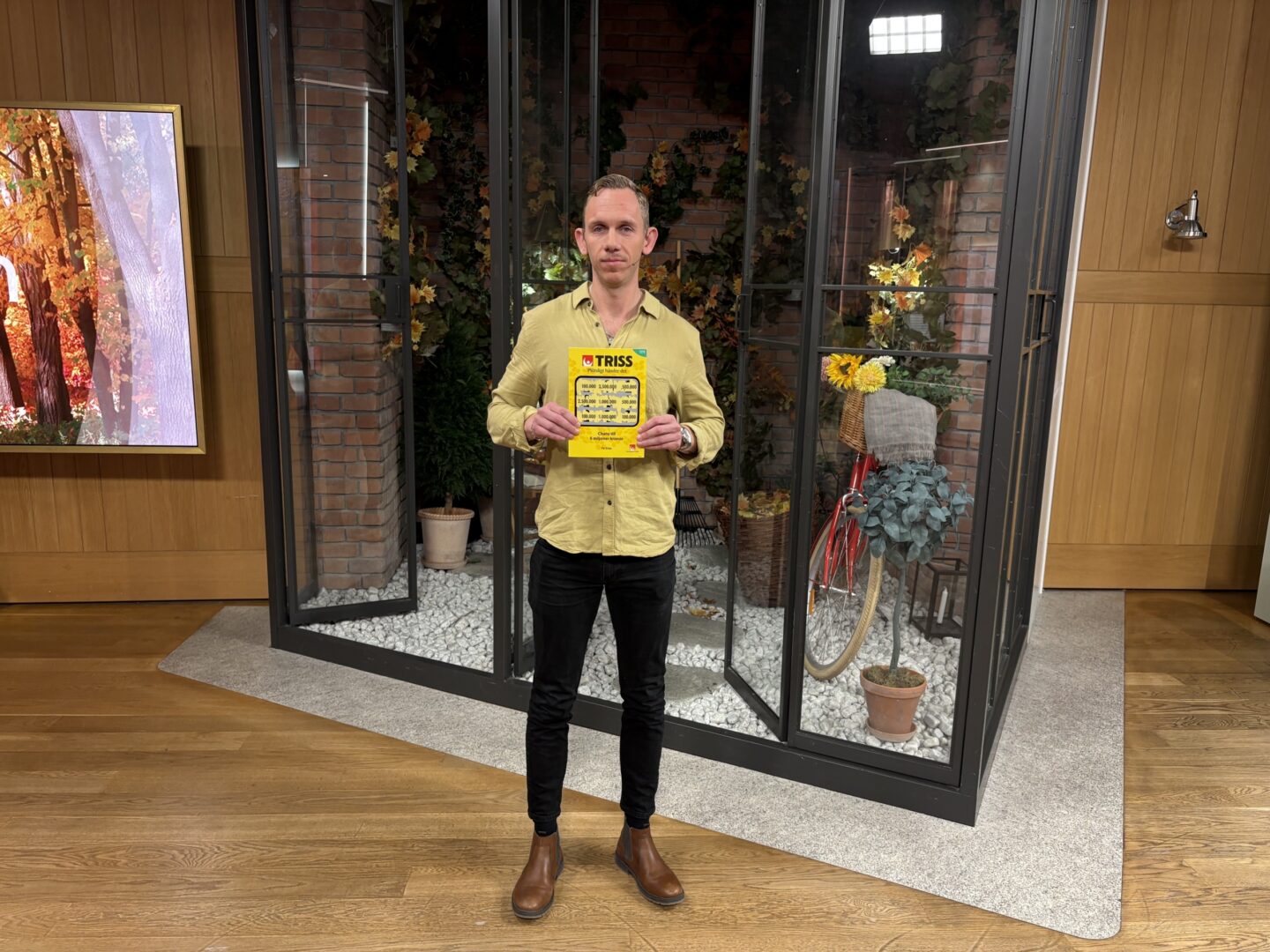 Födelsedagspresenten gav Lukas 100 000 kronor på Triss i tv