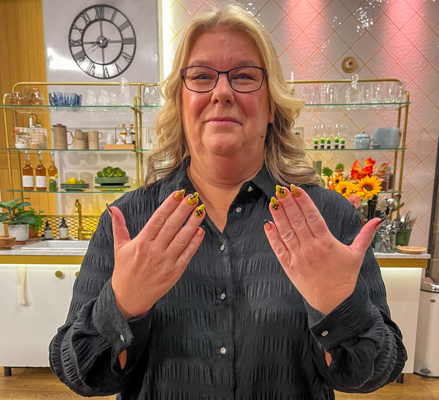 Monica från Umeå skrapade fram storvinst i Nyhetsmorgon