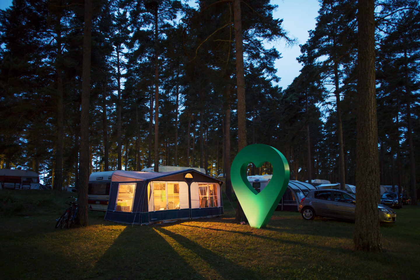 Lyckoplatsen pin bild camping