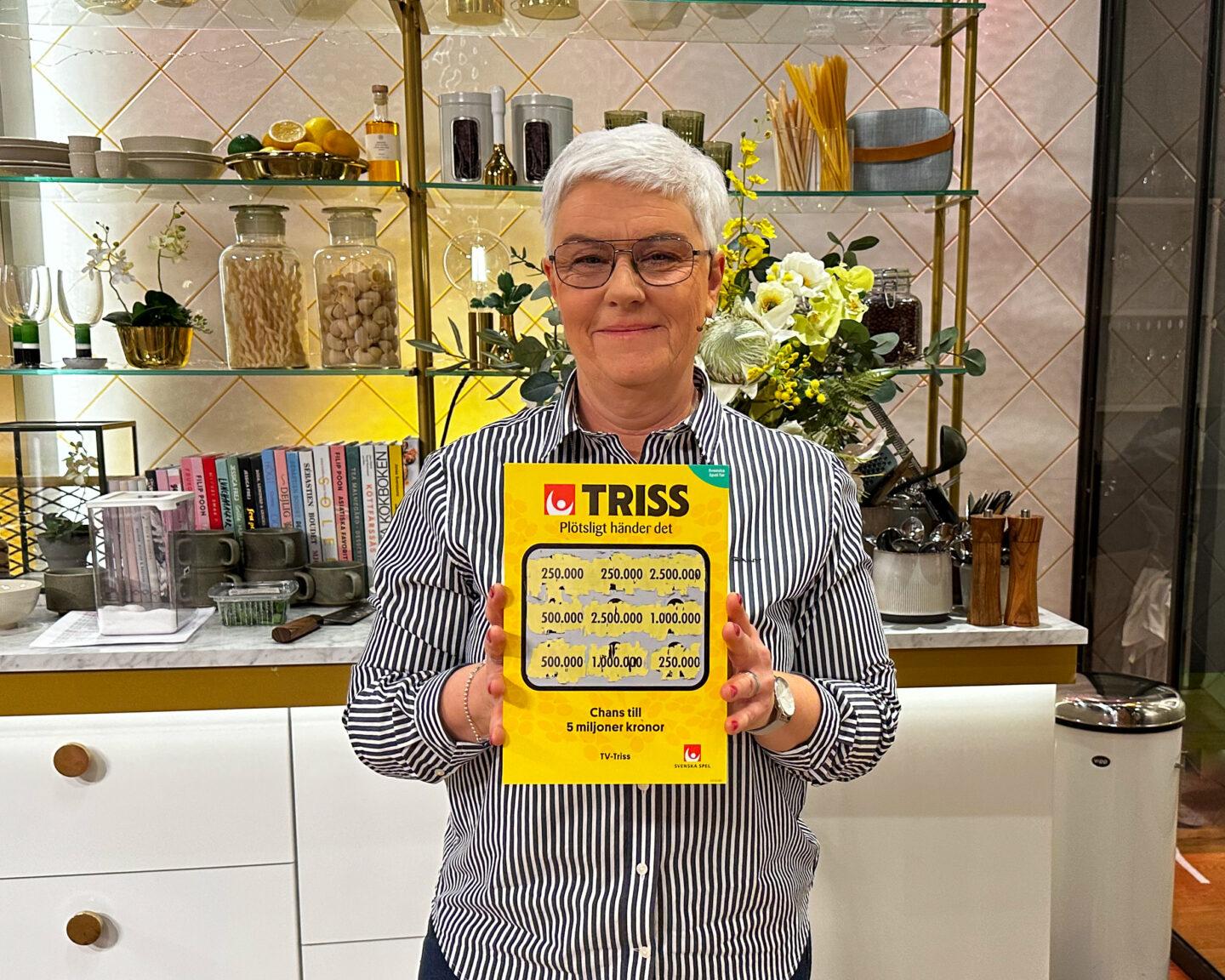 Barnskötaren Cecilia från Klågerup vann 250 000 kronor på Triss i TV4 Nyhetsmorgon. Vinsten går till husfix och framtida pension.