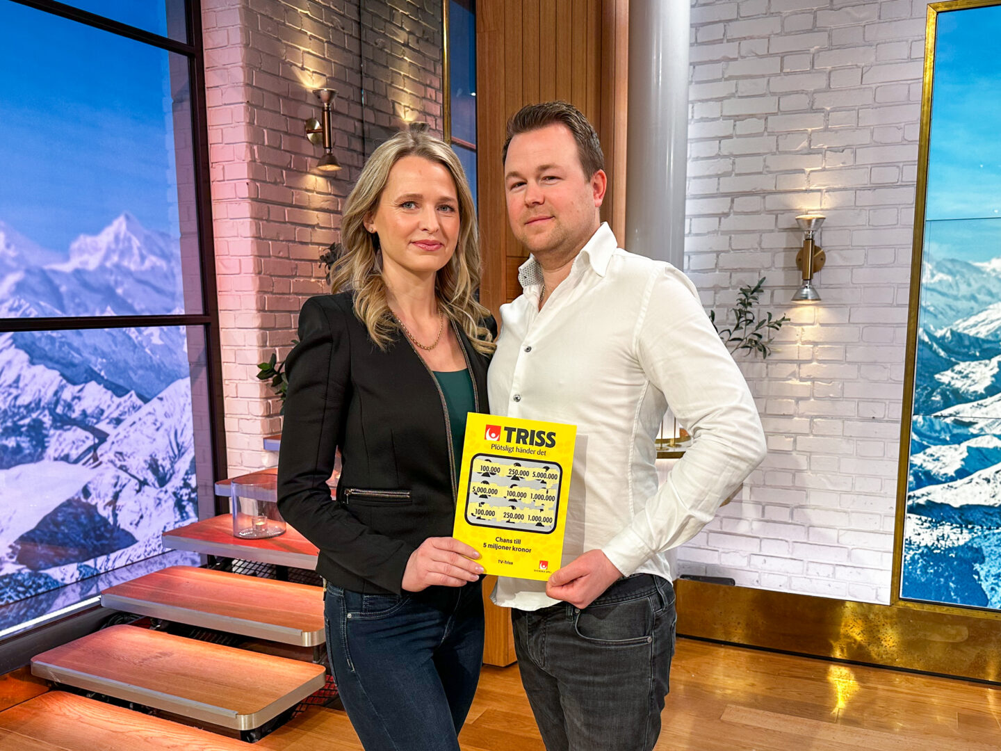 Catrin och Petter från Örebro skrapade fram en Trissvinst i TV4 Nyhetsmorgon. Nu väntar resor med familjen tack vare vinsten på 100 000 kronor.