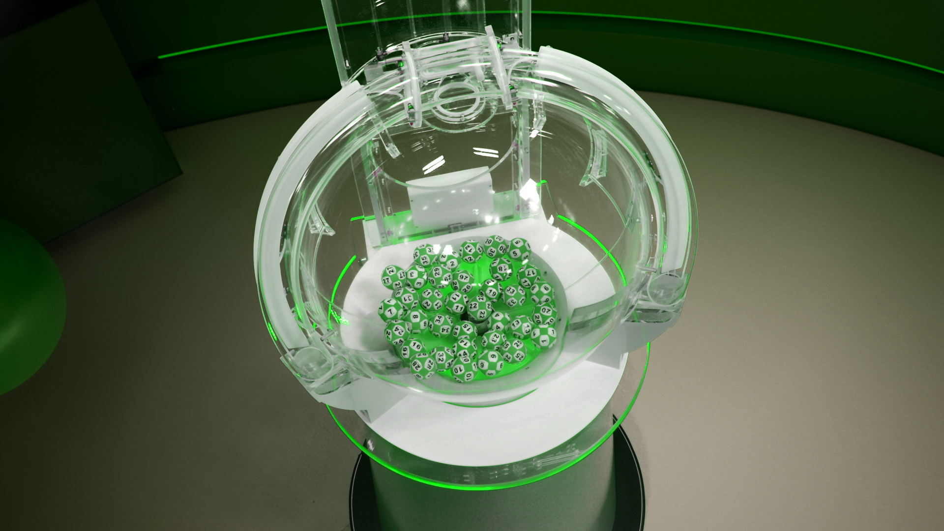 Pensionerad man från Motala vann 1 miljon kronor på Lotto Andra Chansen efter 40 års spelande. Nu väntar fler resor tack vare vinsten.