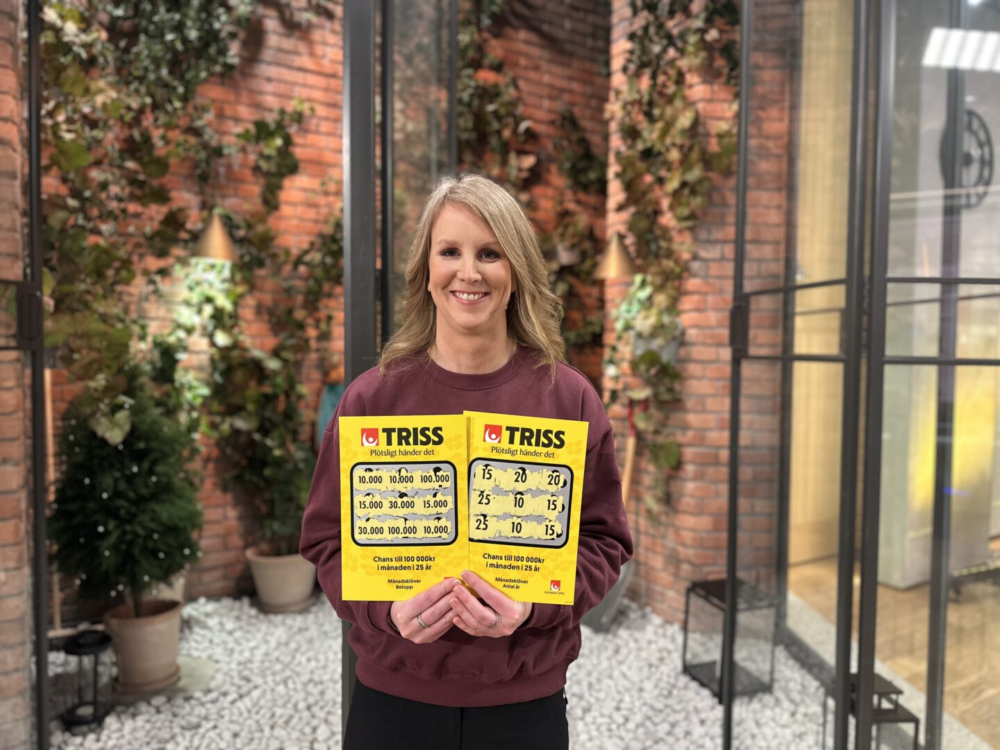 Lördagsmorgonen blev allt annat än vanlig för läraren Kristin från Uppsala. Hon skrapade Klöver-Triss i TV4 Nyhetsmorgon och vann totalt 1,8 miljoner kronor. Med vinsten vill Kristin bland annat resa till spännande destinationer och köpa en ny tv.