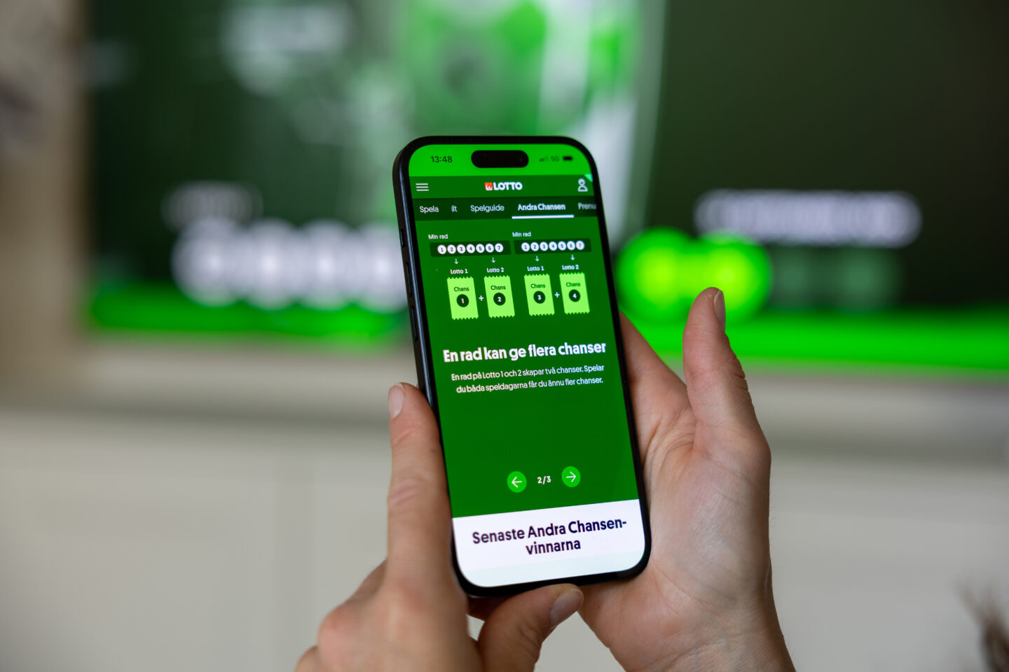 Tolv miljonvinster i lördagens Lottodragning – en kvinna i 60-årsåldern från Halmstad vann efter flera decenniers spelande.