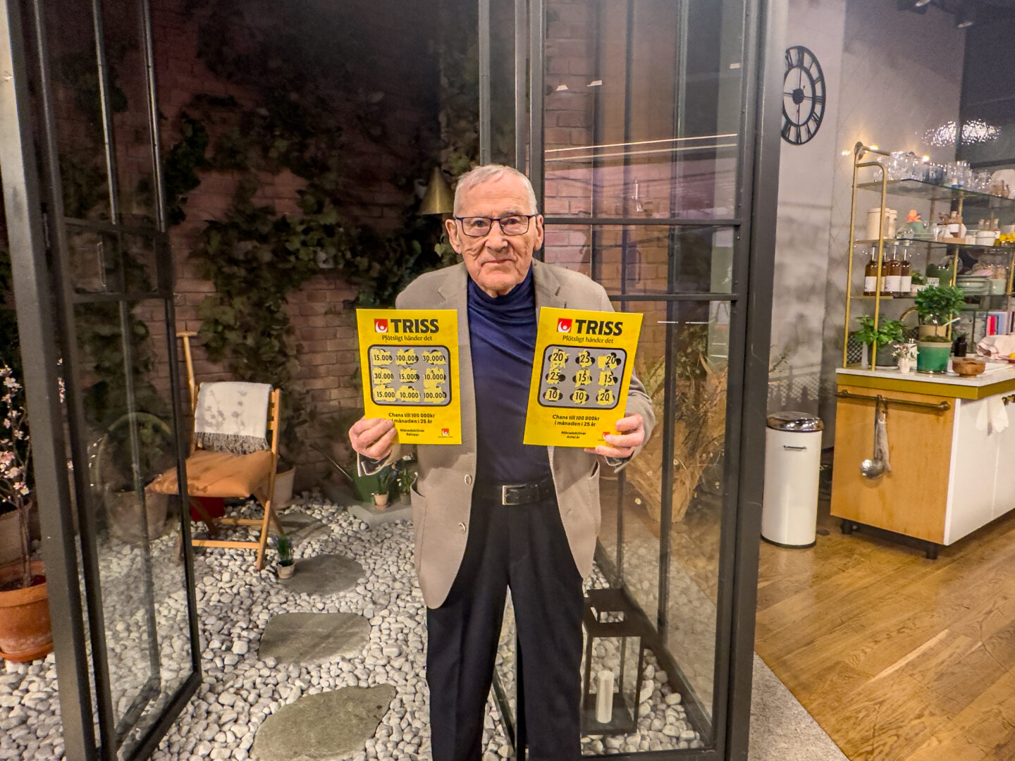 Kent från Sölvesborg vann 3,6 miljoner kronor på Triss i TV4 Nyhetsmorgon. Nu ska han fira med familjen och bjuda dem på en resa.