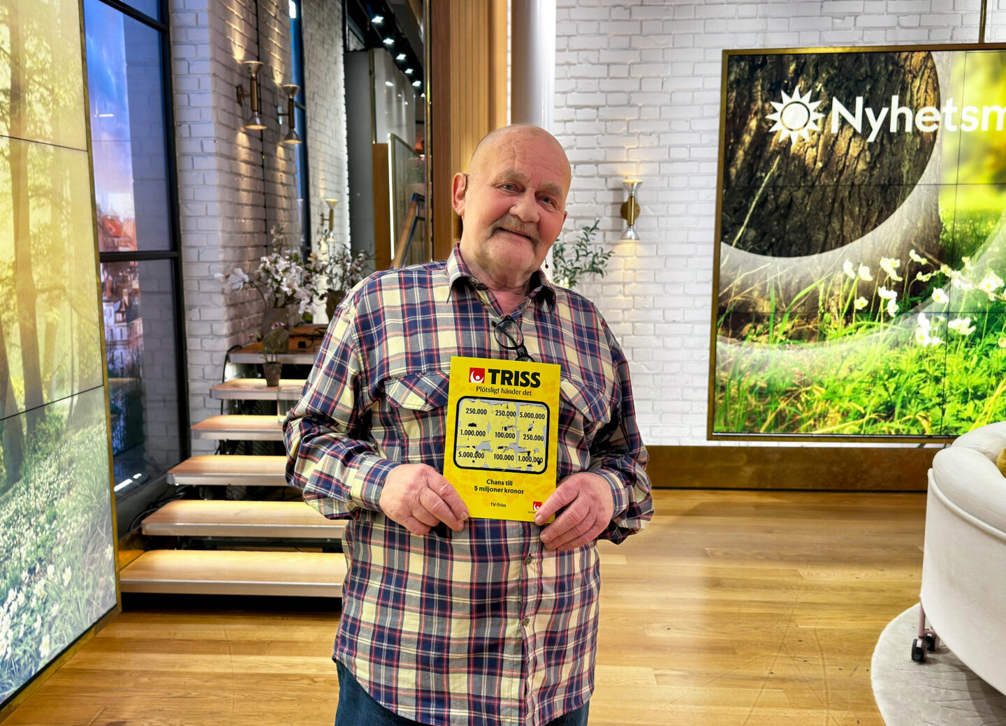 Stefan från Bromölla vann 250 000 kronor på Triss i TV4 Nyhetsmorgon. Nu planerar han att köpa en ny dator och resa till Spanien.