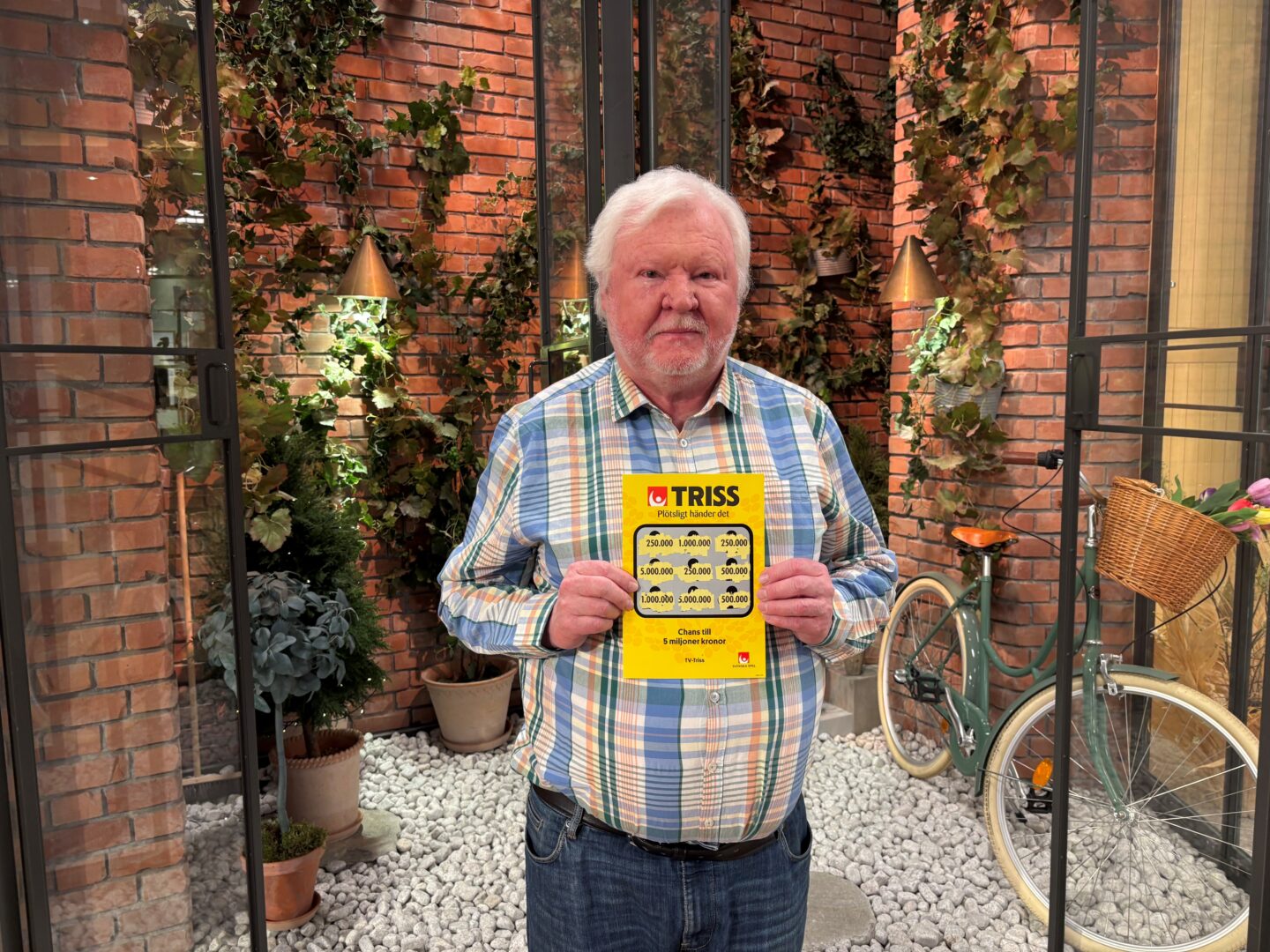 Malmöbon Håkan skrapade Triss i tv – blev en sen 70-årspresent på en kvarts miljon