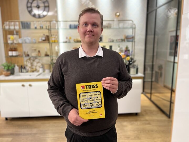 Daniel från Leksands kommun efter att ha skrapat fram 100 000 kronor på Triss i TV4 Nyhetsmorgon.