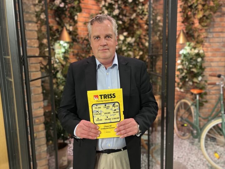 Peter från Solna efter att ha skrapat fram 250 000 kronor på Triss i TV4 Nyhetsmorgon.